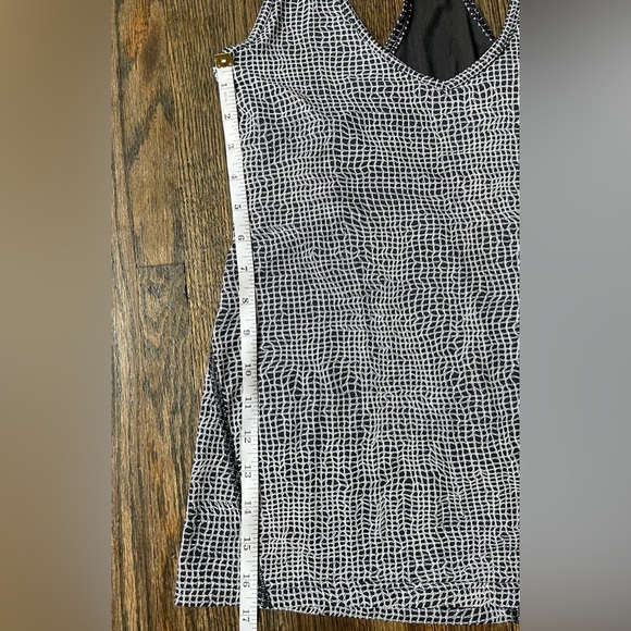 Lululemon Racer Back Tank - Picture 11 of 13